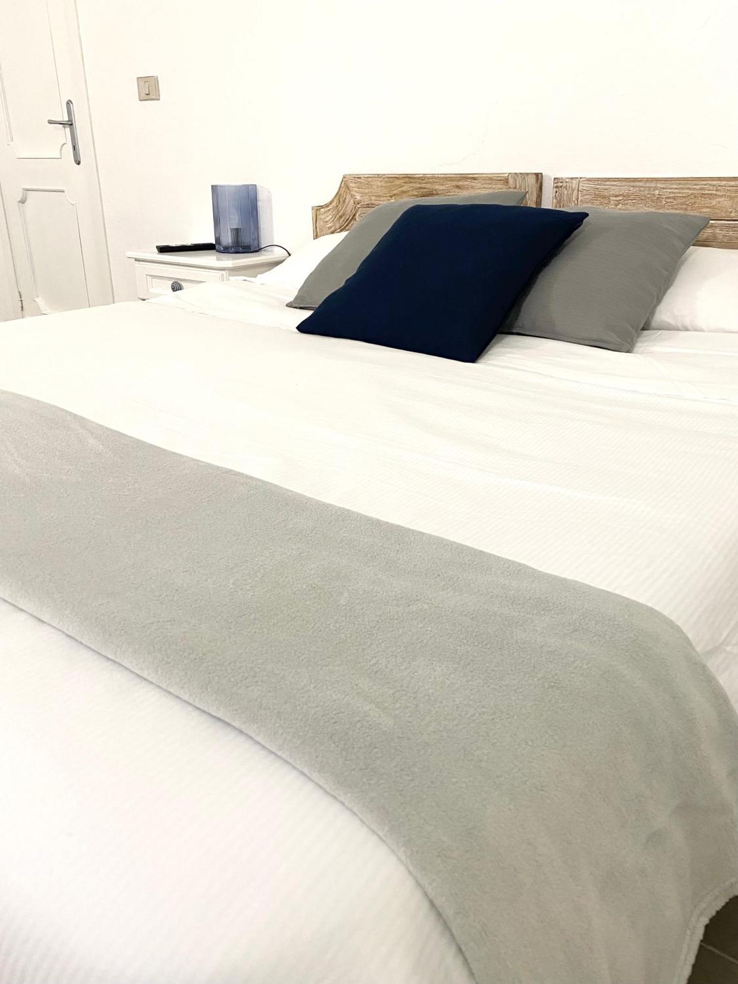 Cala Reale Rooms Marinella Marinella  Ngoại thất bức ảnh