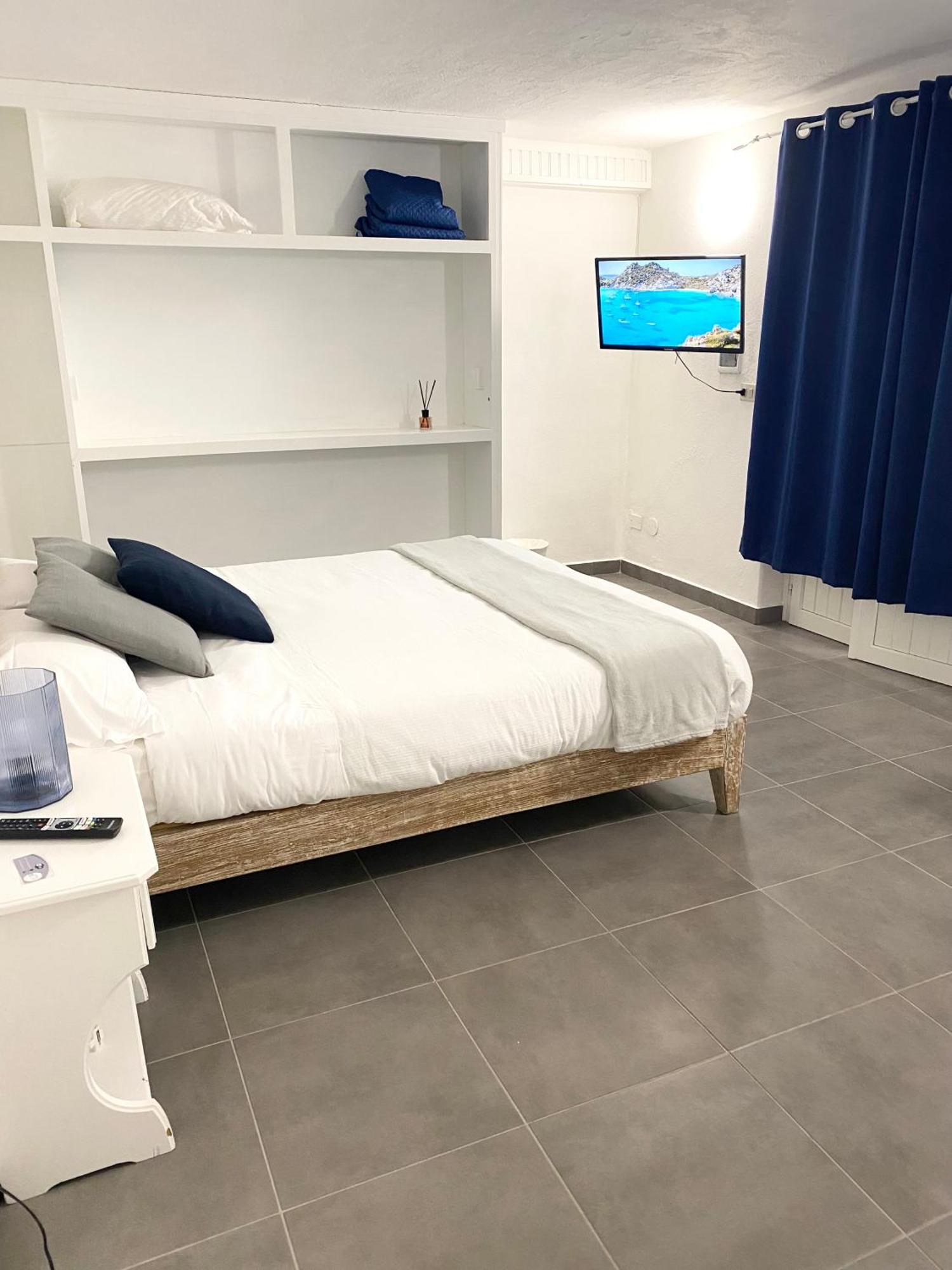Cala Reale Rooms Marinella Marinella  Ngoại thất bức ảnh